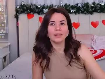 ellaander from Chaturbate