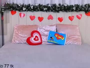 ellaander from Chaturbate