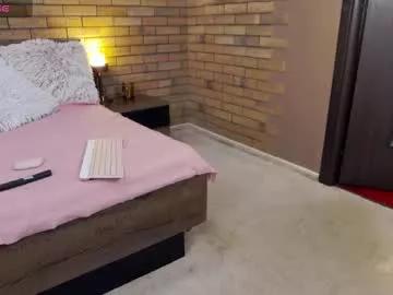 ellacharmx from Chaturbate