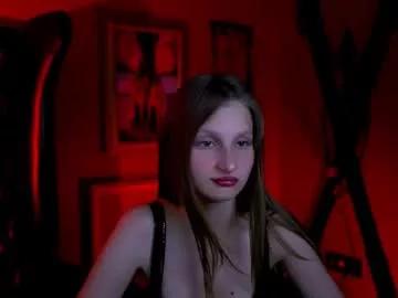 ellahorton from Chaturbate
