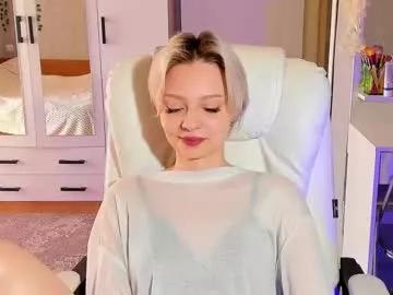 ellales from Chaturbate