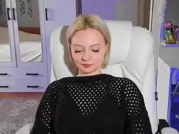 ellales from Chaturbate