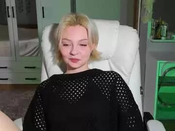 ellales from Chaturbate