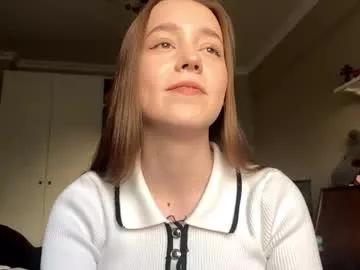 ellamenas from Chaturbate