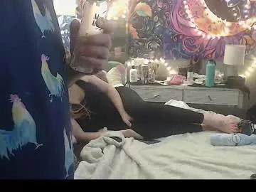 elleekaypetite from Chaturbate