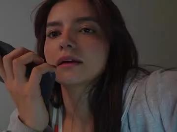 ellelure_ from Chaturbate