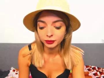 Explore our live girls sluts from our Custom and Multi clubs and checkout exclusive access to highly interactive content, such as shape, hair, titties, pussy type and many more.