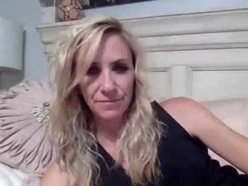 ellenv from Chaturbate