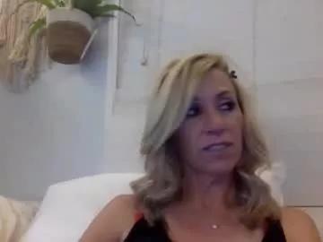 ellenv from Chaturbate
