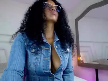ellie_alves_ from Chaturbate