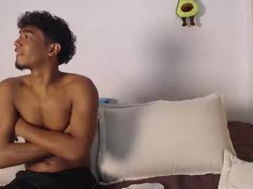 ellie_andy19 from Chaturbate