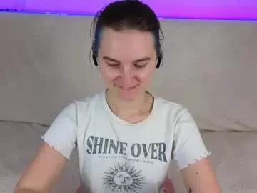 ellie_babyy from Chaturbate