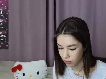 ellie_miller_ from Chaturbate