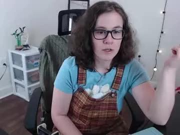 elliecharmful from Chaturbate