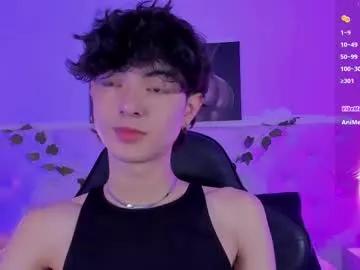 elliot_younng from Chaturbate