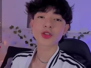 elliot_younng from Chaturbate
