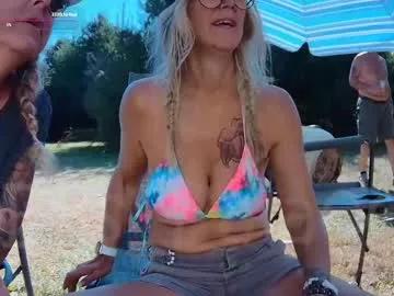 ells_palace from Chaturbate