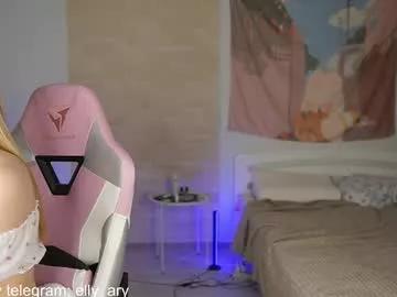 elly_ary from Chaturbate