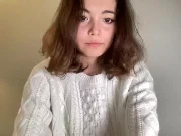 ellynella from Chaturbate