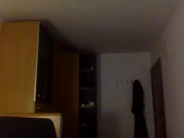 elnamelezz from Chaturbate is Freechat
