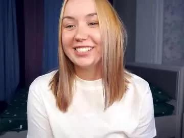 Elwinefelt webcams show profile image 