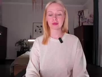 em_emiliee from Chaturbate