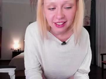em_emiliee from Chaturbate