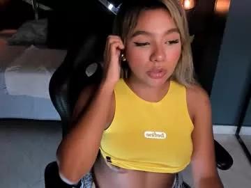 emilly_mell from Chaturbate is Freechat