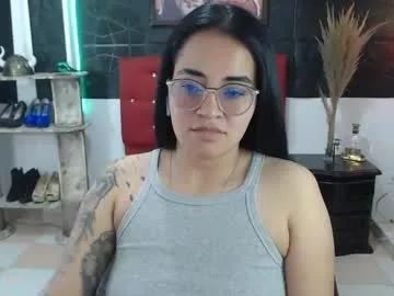 Explore our live girls sluts from our Custom and Multi clubs and checkout exclusive access to highly interactive content, such as shape, hair, titties, pussy type and many more.