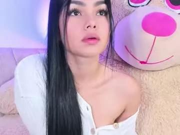 Explore our live girls sluts from our Custom and Multi clubs and checkout exclusive access to highly interactive content, such as shape, hair, titties, pussy type and many more.