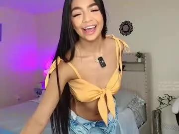 Explore our live girls sluts from our Custom and Multi clubs and checkout exclusive access to highly interactive content, such as shape, hair, titties, pussy type and many more.