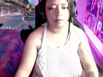 emma_chan19 from Chaturbate