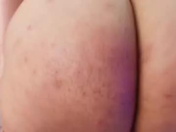 emma_curvy1 from Chaturbate