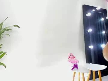 emmarusselx from Chaturbate