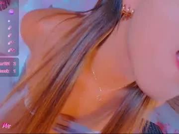 emmasummers469 from Chaturbate