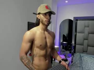 emmet_collins from Chaturbate