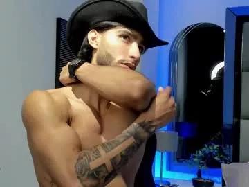 emmet_collins from Chaturbate
