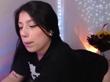 emmi_0 from Chaturbate