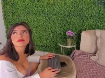 emmiily_z from Chaturbate