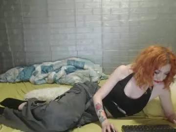 emmily000 from Chaturbate