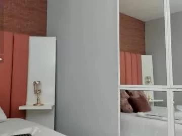 Explore our live girls sluts from our Custom and Multi clubs and checkout exclusive access to highly interactive content, such as shape, hair, titties, pussy type and many more.