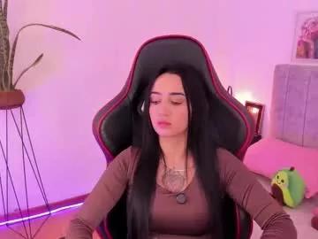 emmyevans1 from Chaturbate