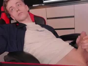 enkeer from Chaturbate