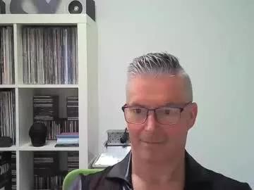 erbee62 from Chaturbate