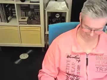 erbee62 from Chaturbate