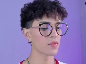 Erisleon webcams show profile image 