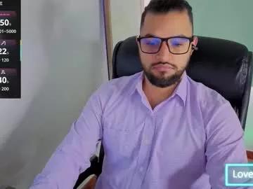ernesto_rodriguez_82 from Chaturbate