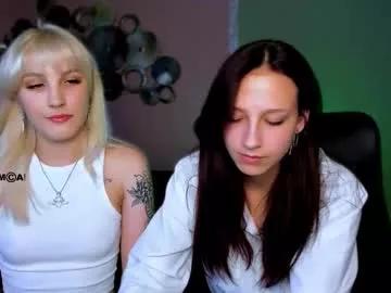 Explore our live girls sluts from our Custom and Multi clubs and checkout exclusive access to highly interactive content, such as shape, hair, titties, pussy type and many more.