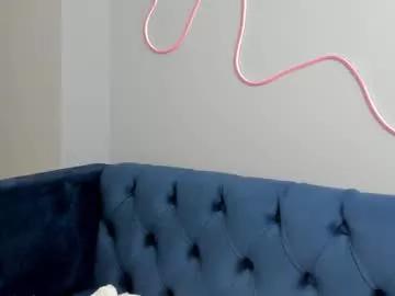 esme_runn from Chaturbate