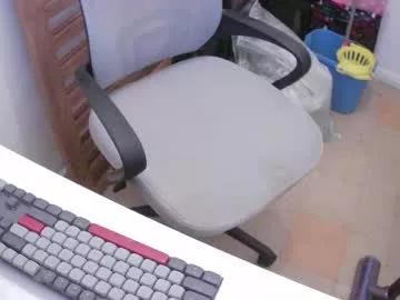 essex_wild from Chaturbate